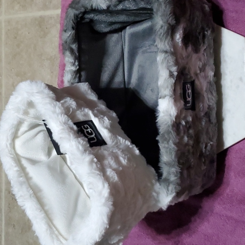 Ugg fuzzy box